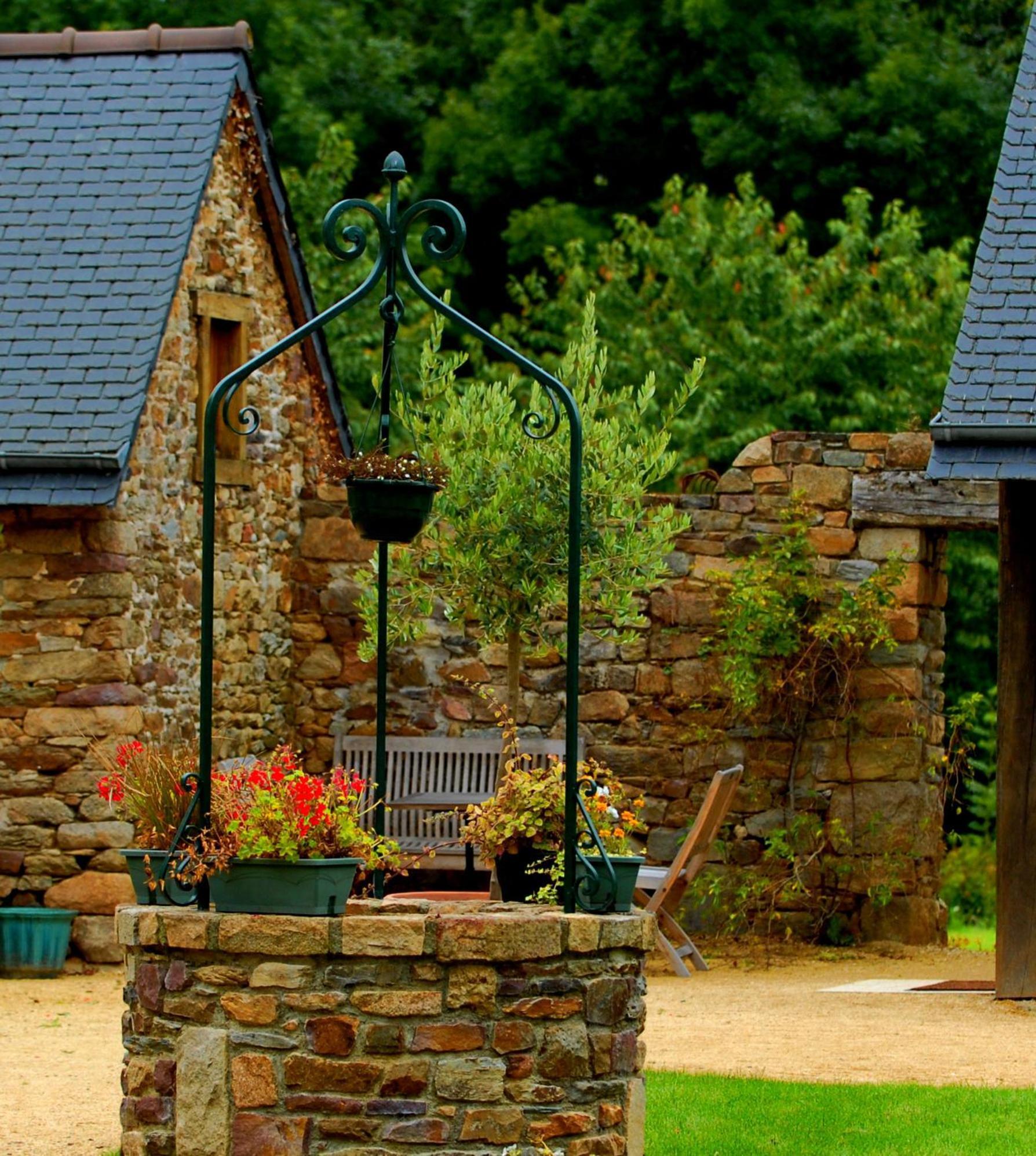 Les Chambres d'hôtes d'Adèle Quemper-Guézennec Exterior foto